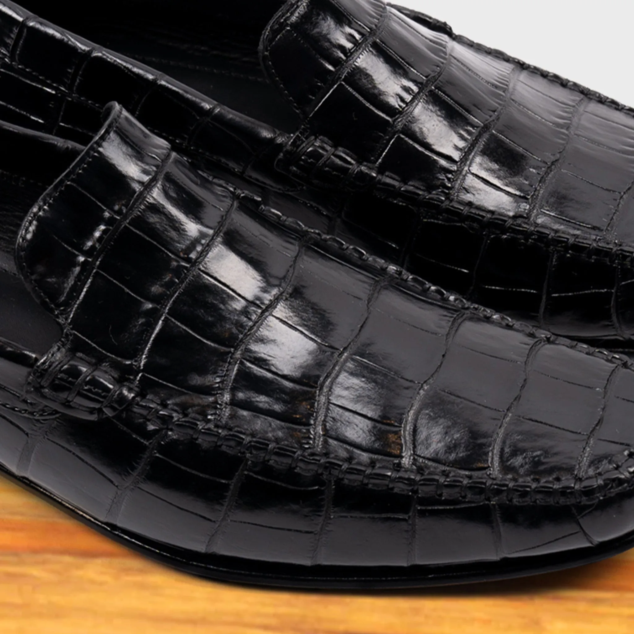 4468 Calzoleria Toscana Men's Nile Crocodile Venetian Loafer