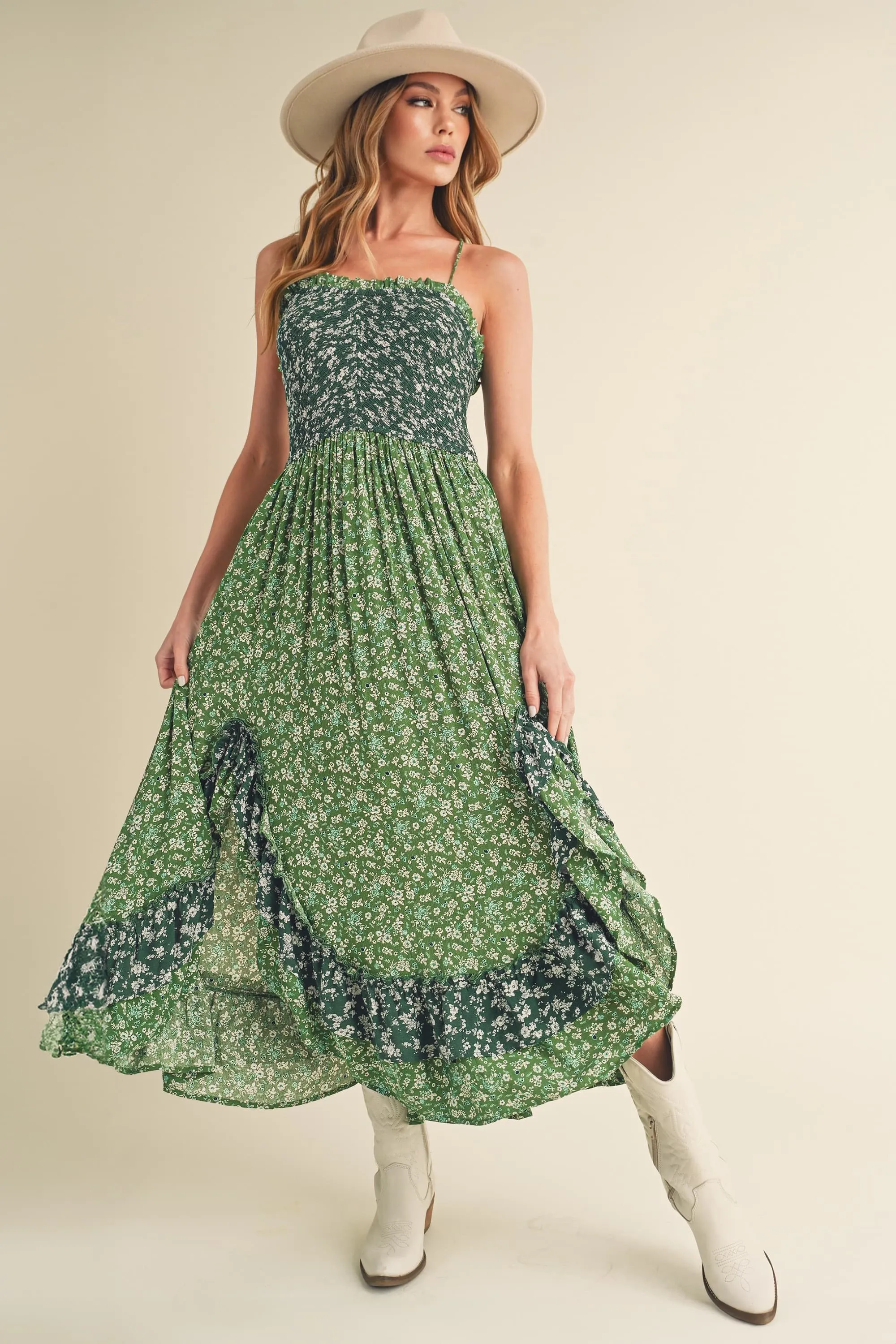 Aemi   Co Ditsy Floral Ruffled Hem Maxi Cami Dress