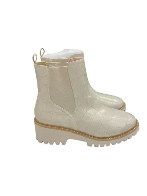 Boots Ankle Flats By Clothes Mentor  Size: 9