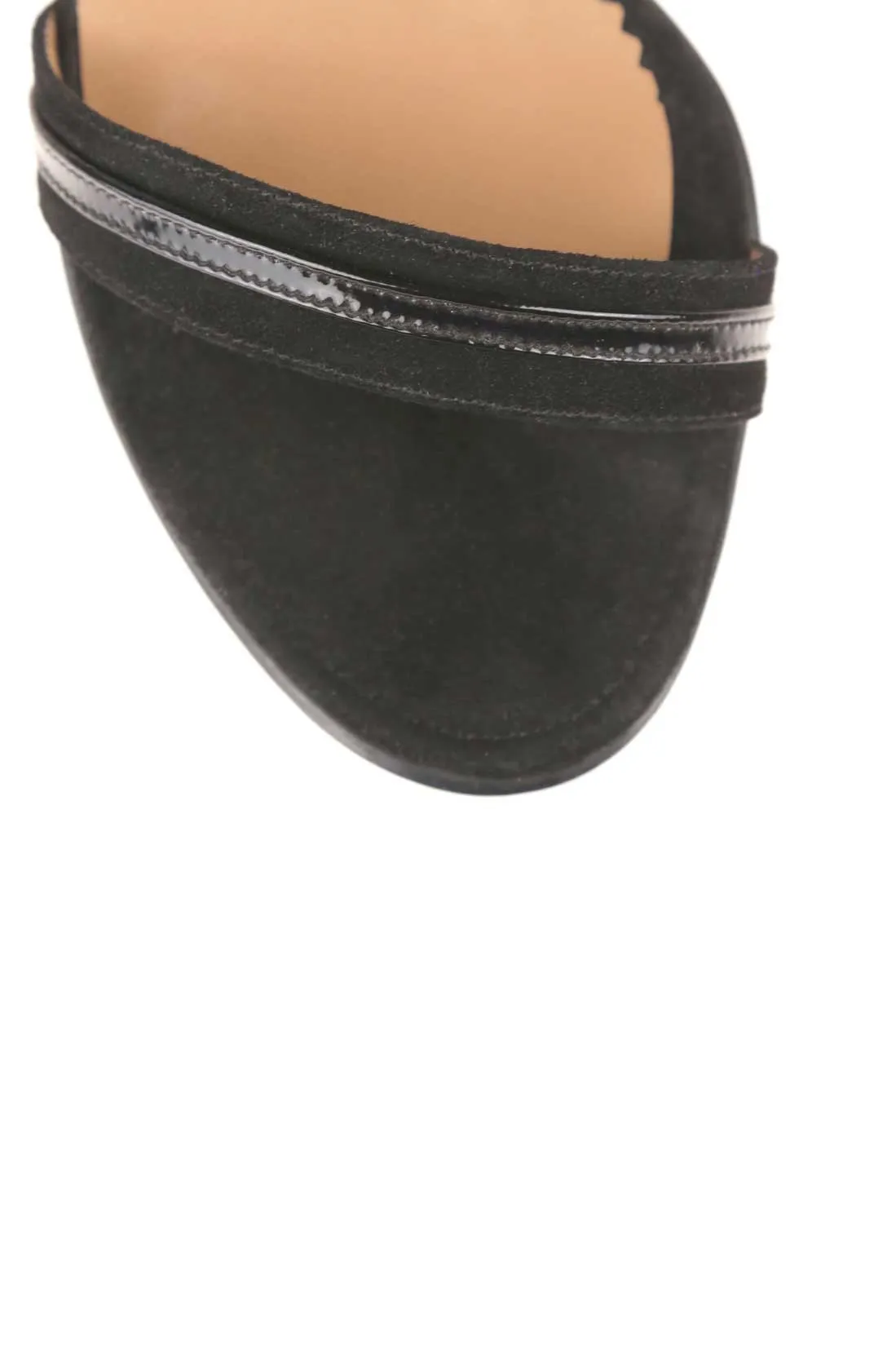 CLASSY NOIR SANDALS