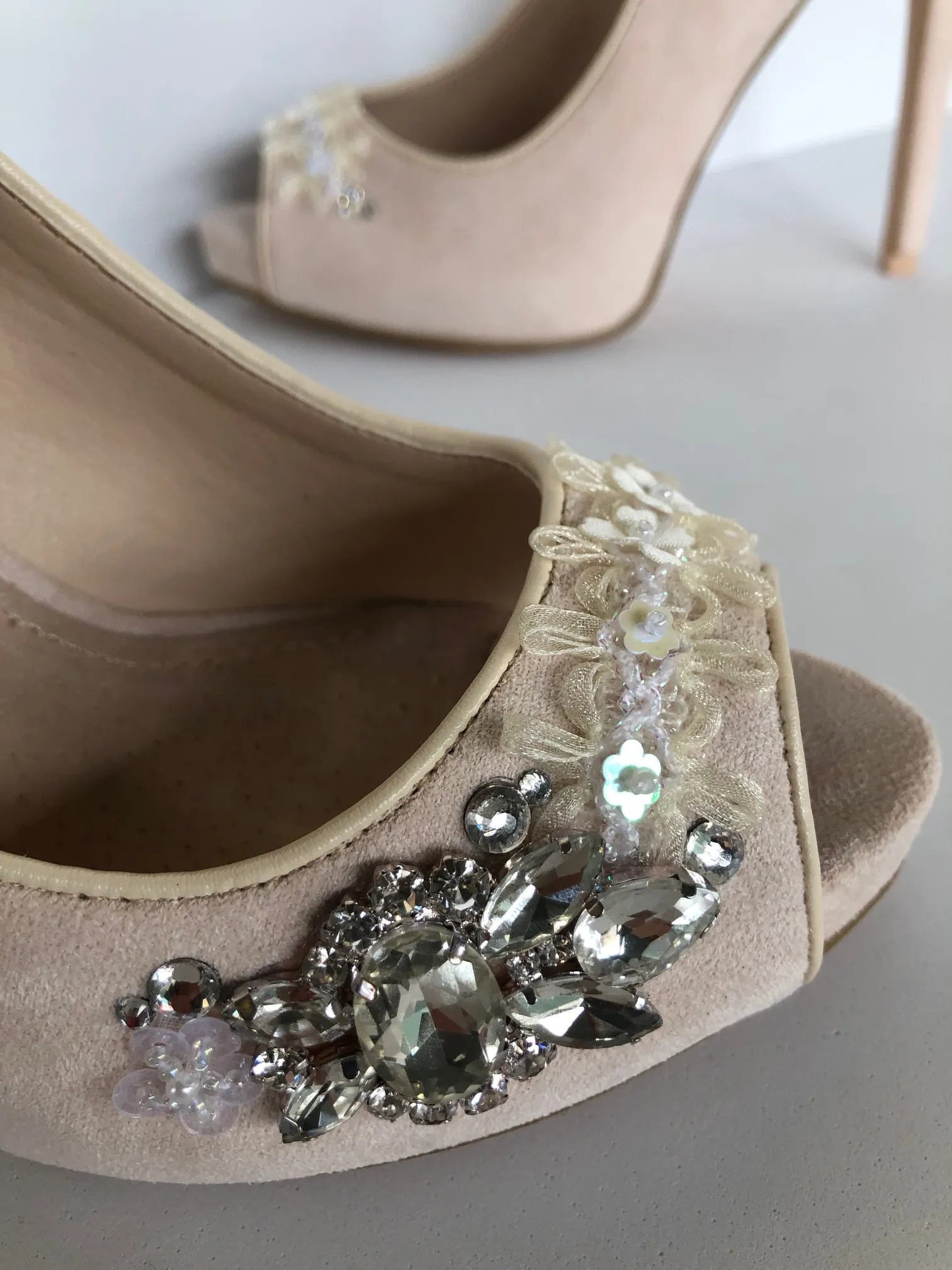 Diamante pump Size EU 38/ USA 8