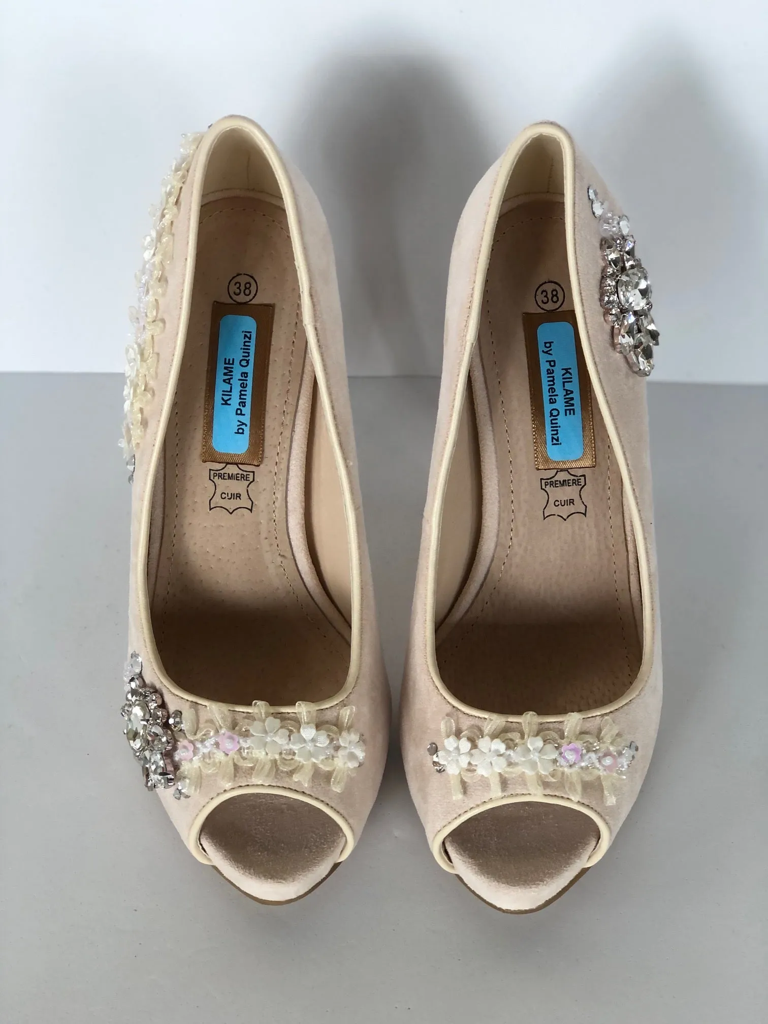 Diamante pump Size EU 38/ USA 8