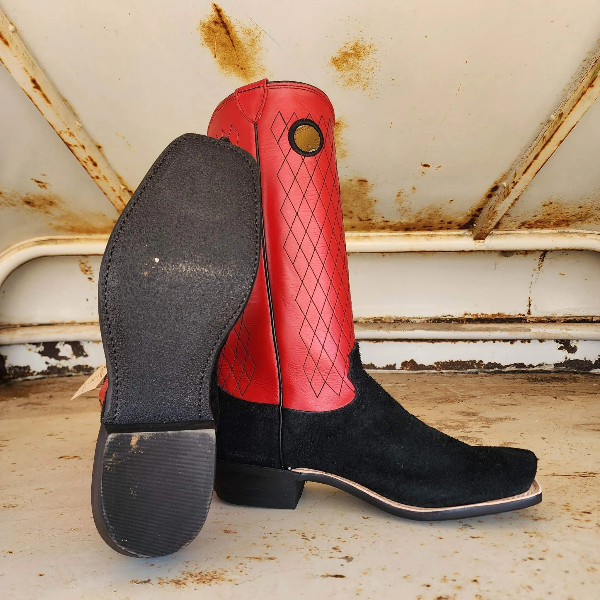 Fenoglio Picosa Creek Exclusive Black Glazed Roughout w/ Red - The Lubbock Boot - FB00101476