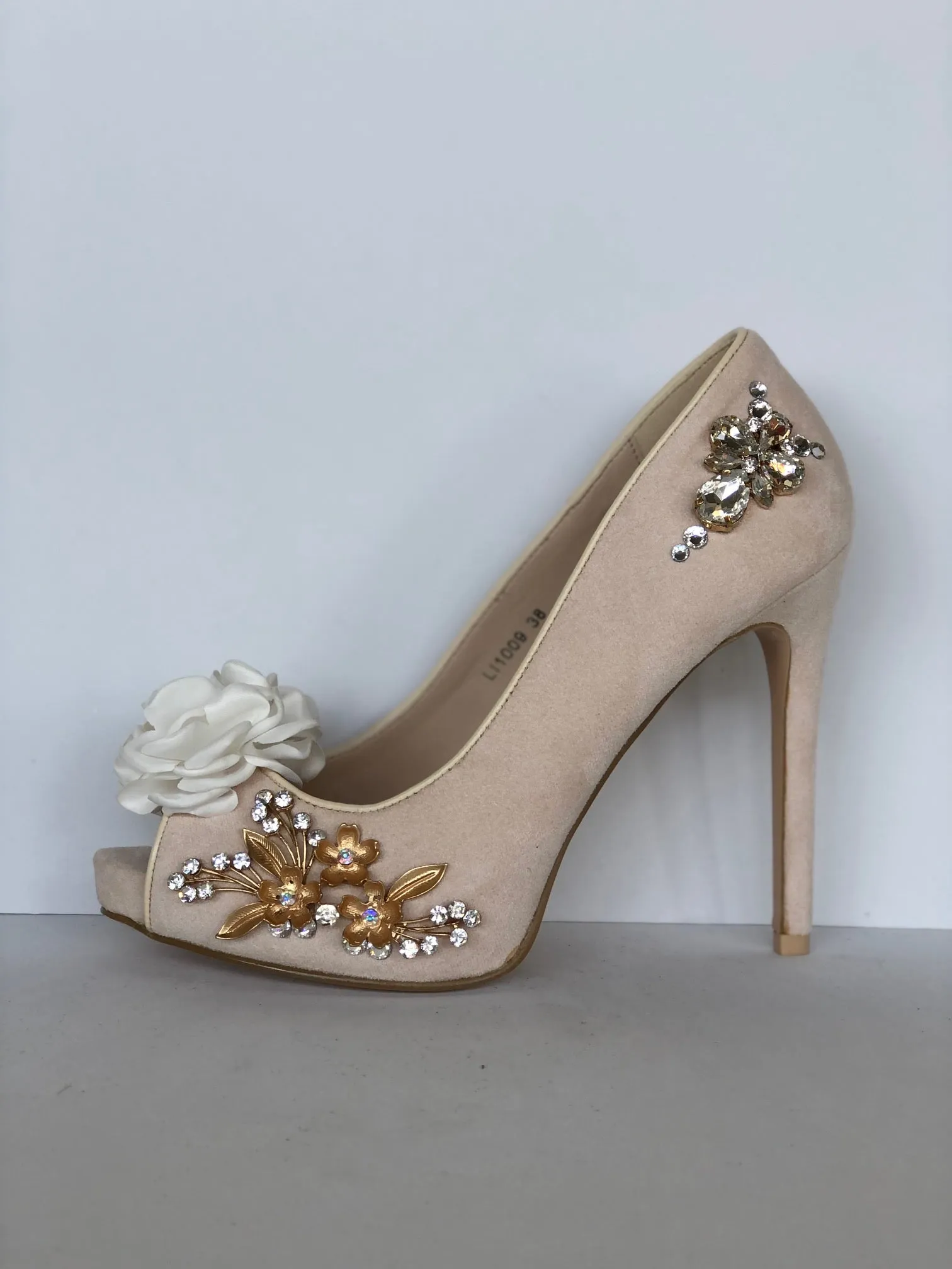 Fiore pump Size EU 38/ USA 8