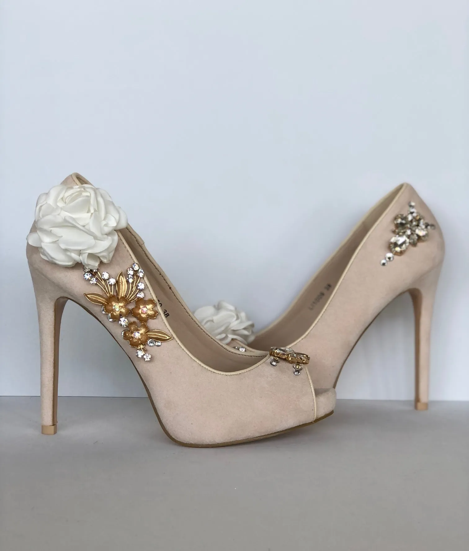 Fiore pump Size EU 38/ USA 8