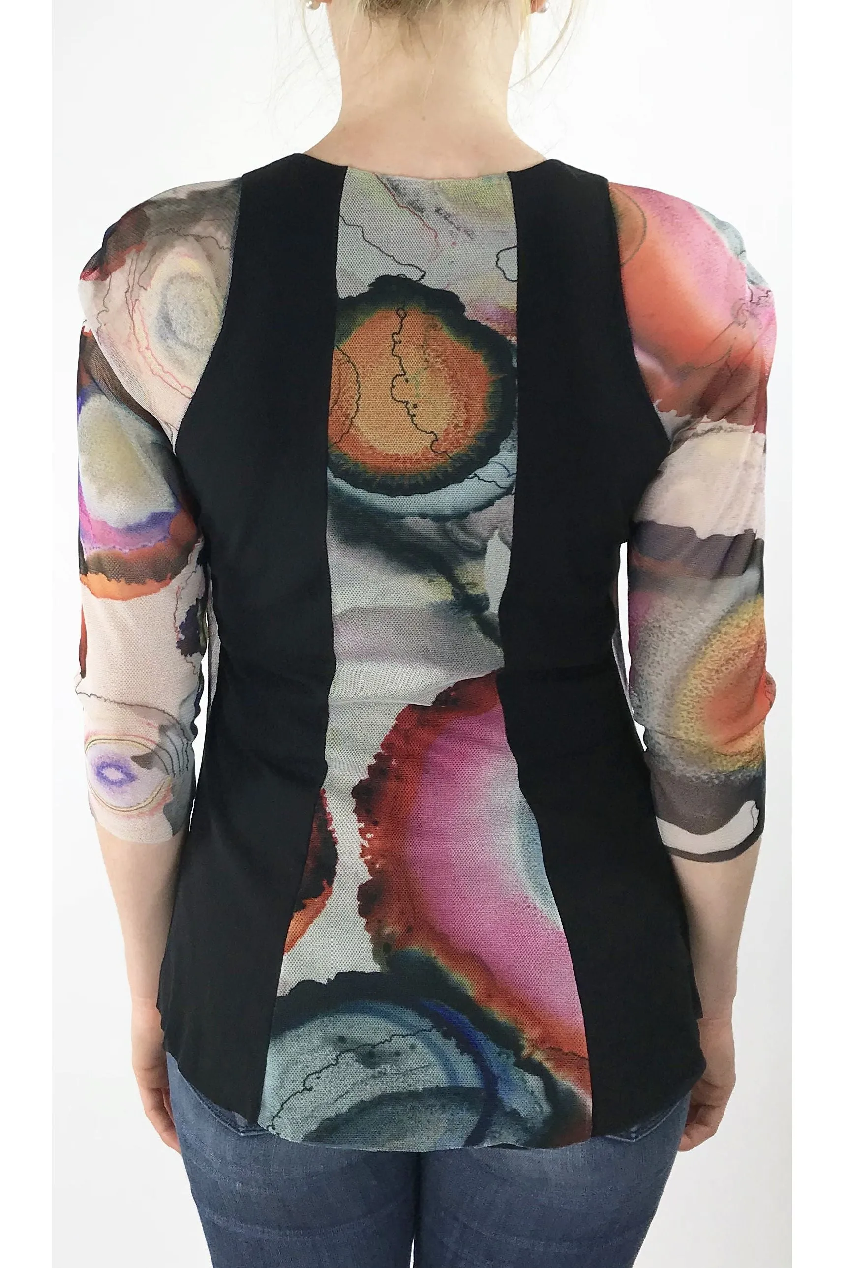 GEO V-Neck 3/4 Sleeves Print Mesh Top with Flyaway