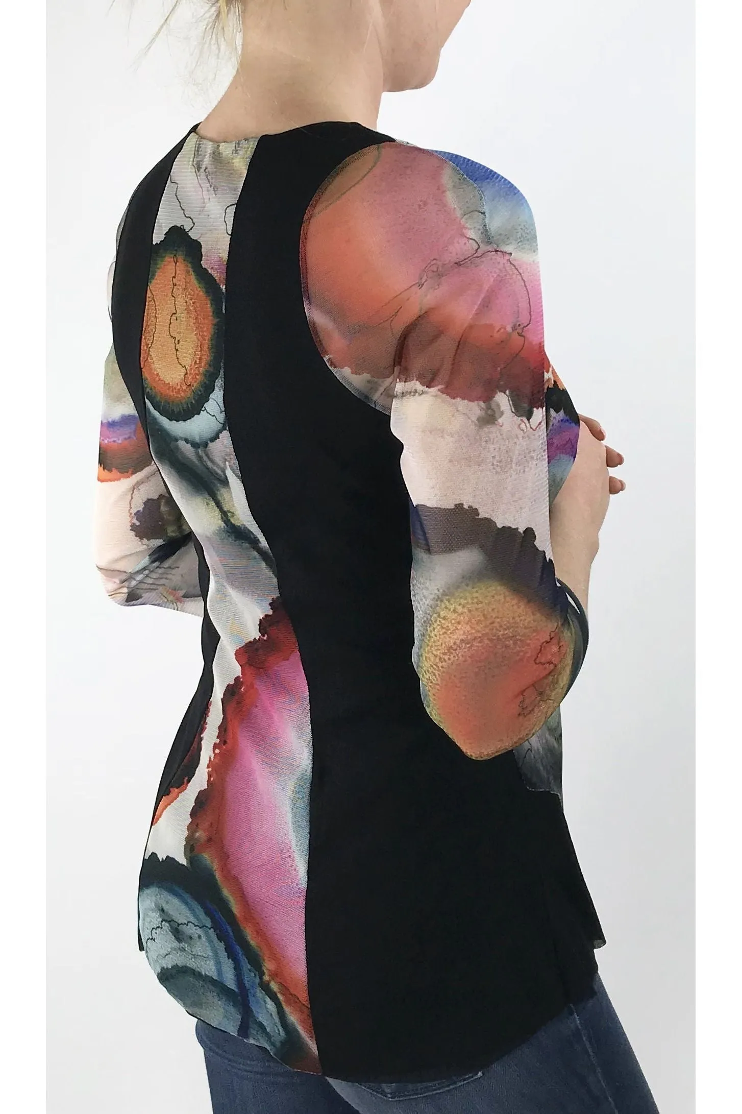 GEO V-Neck 3/4 Sleeves Print Mesh Top with Flyaway