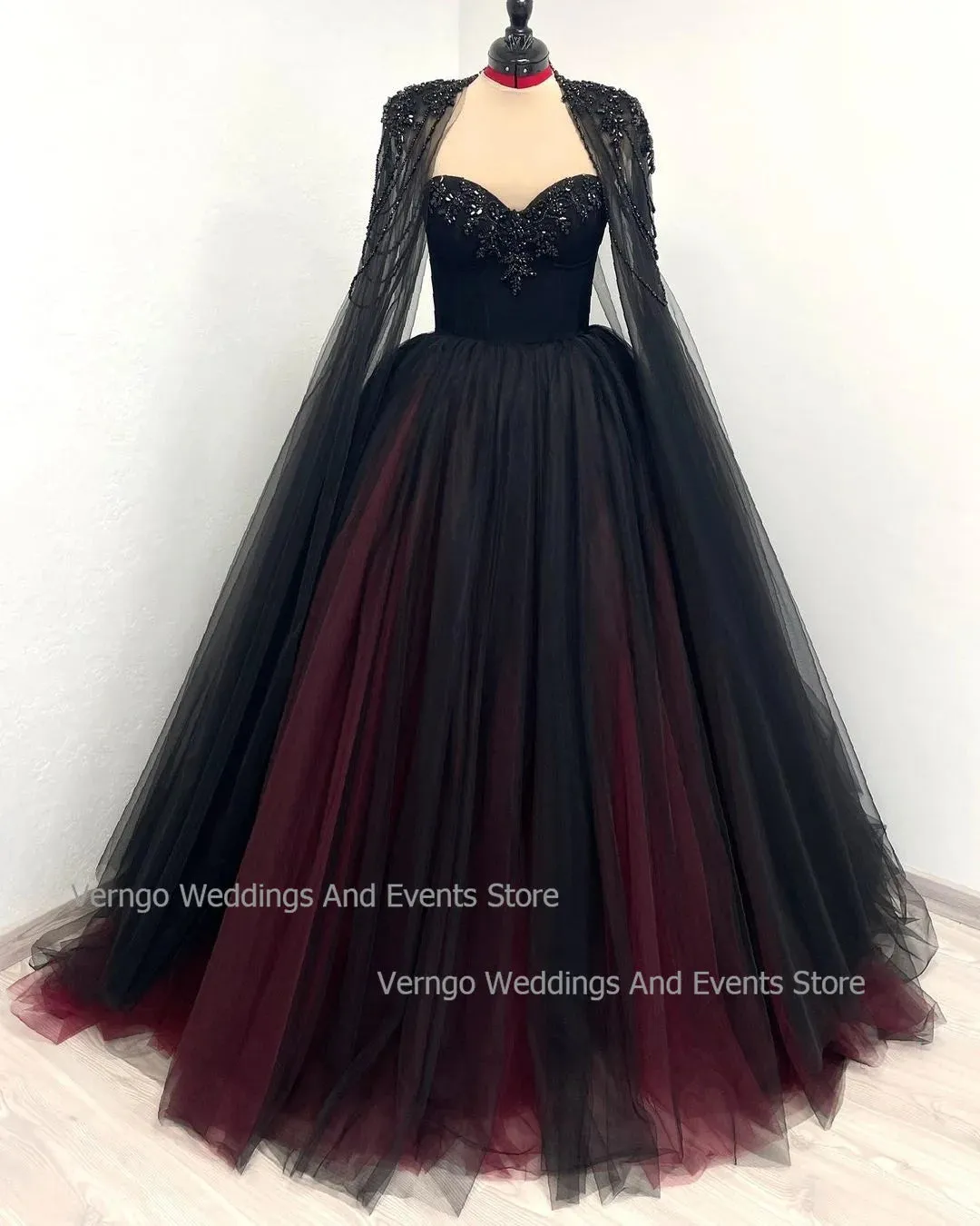 Gothic Black Wedding Dress Sweetheart Beadings Bride Dress