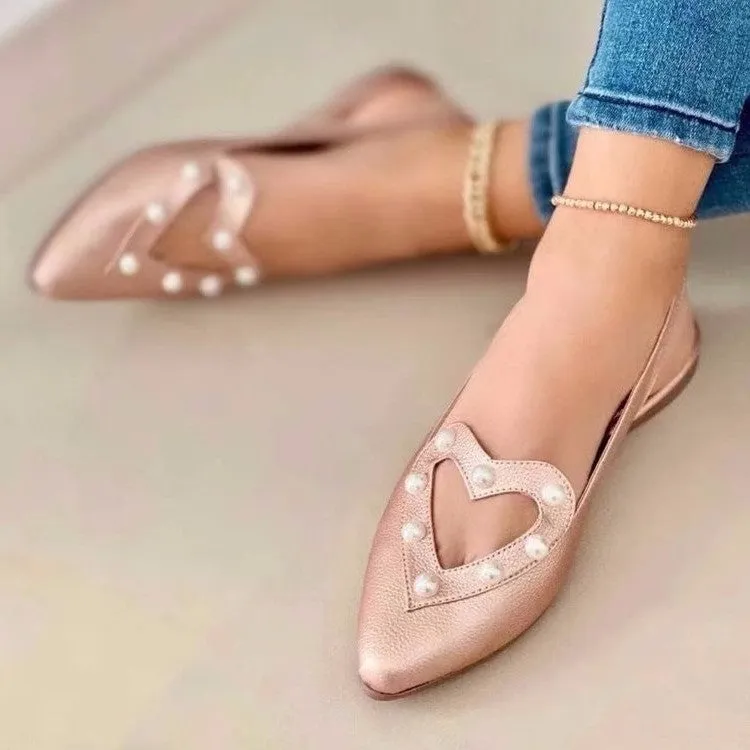 Pointed Love With Pearls Flats