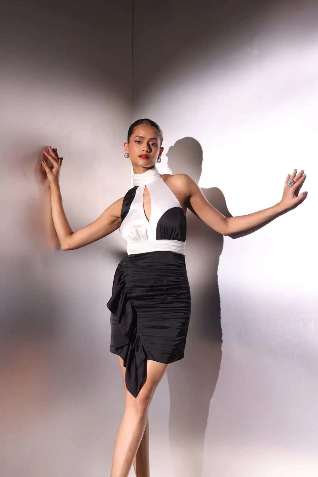 Pretty muse - white and black halterneck mini dress