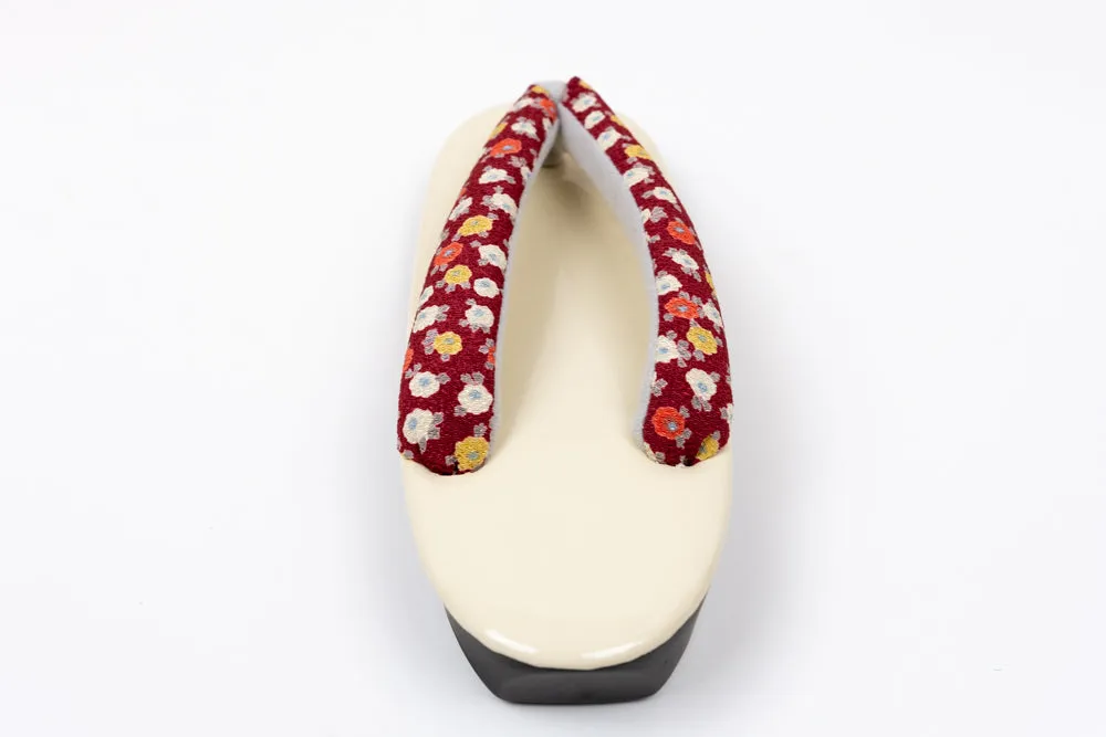 Red Tsubaki Zori Sandals
