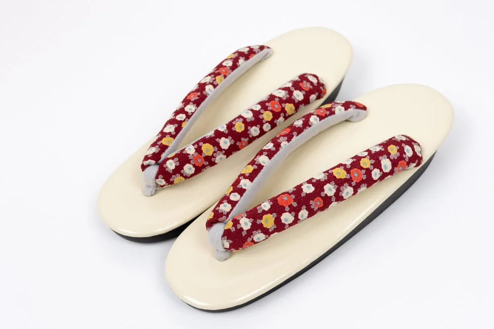 Red Tsubaki Zori Sandals