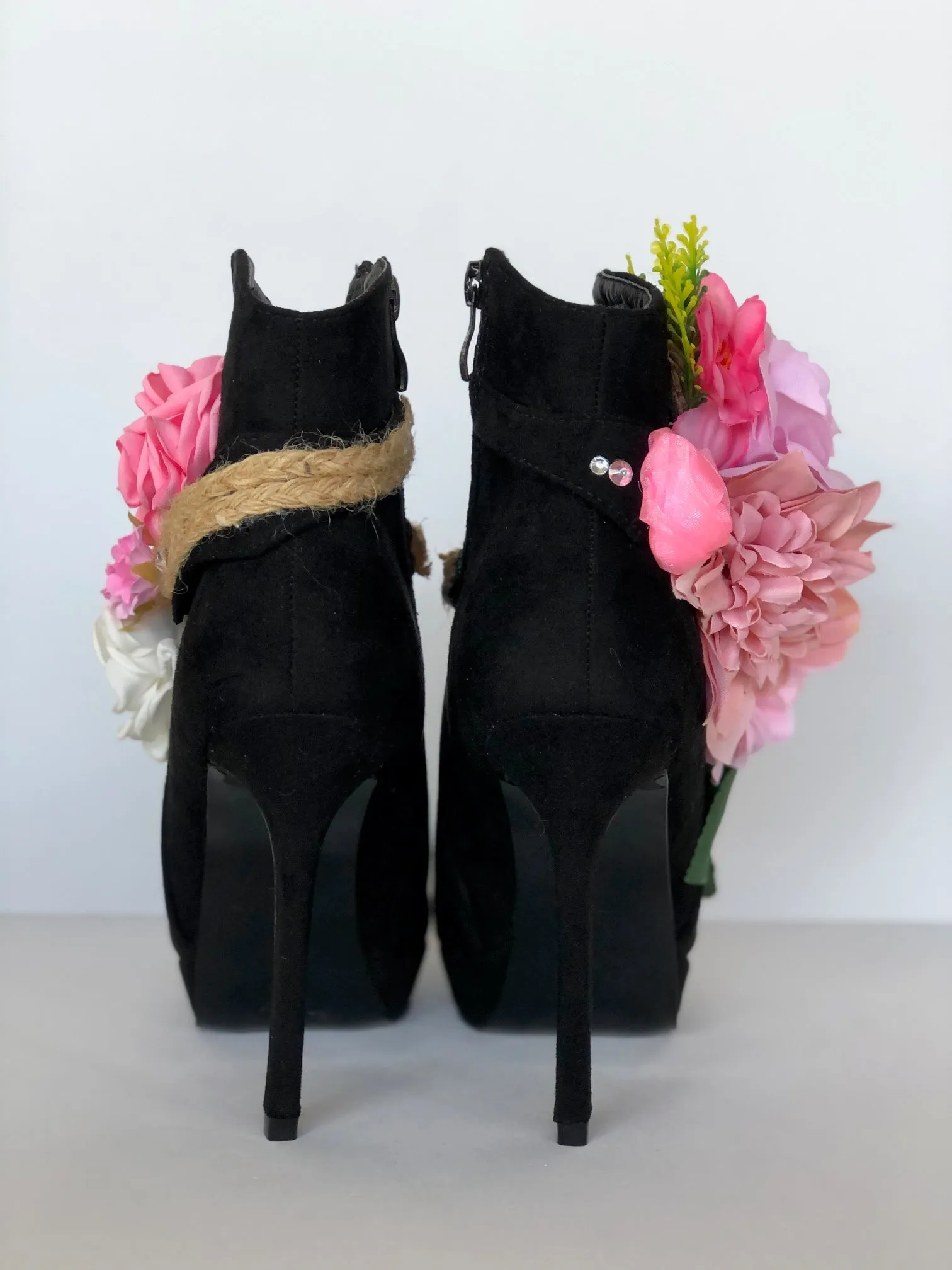 Riviera Boots Size EU 37/ USA 7