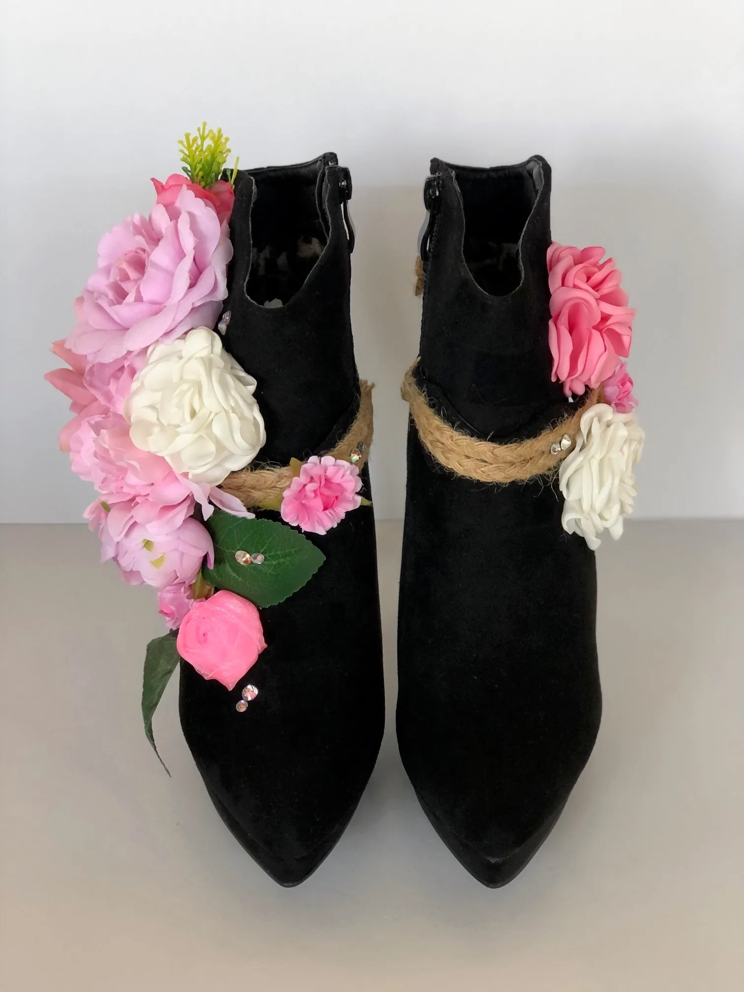 Riviera Boots Size EU 37/ USA 7