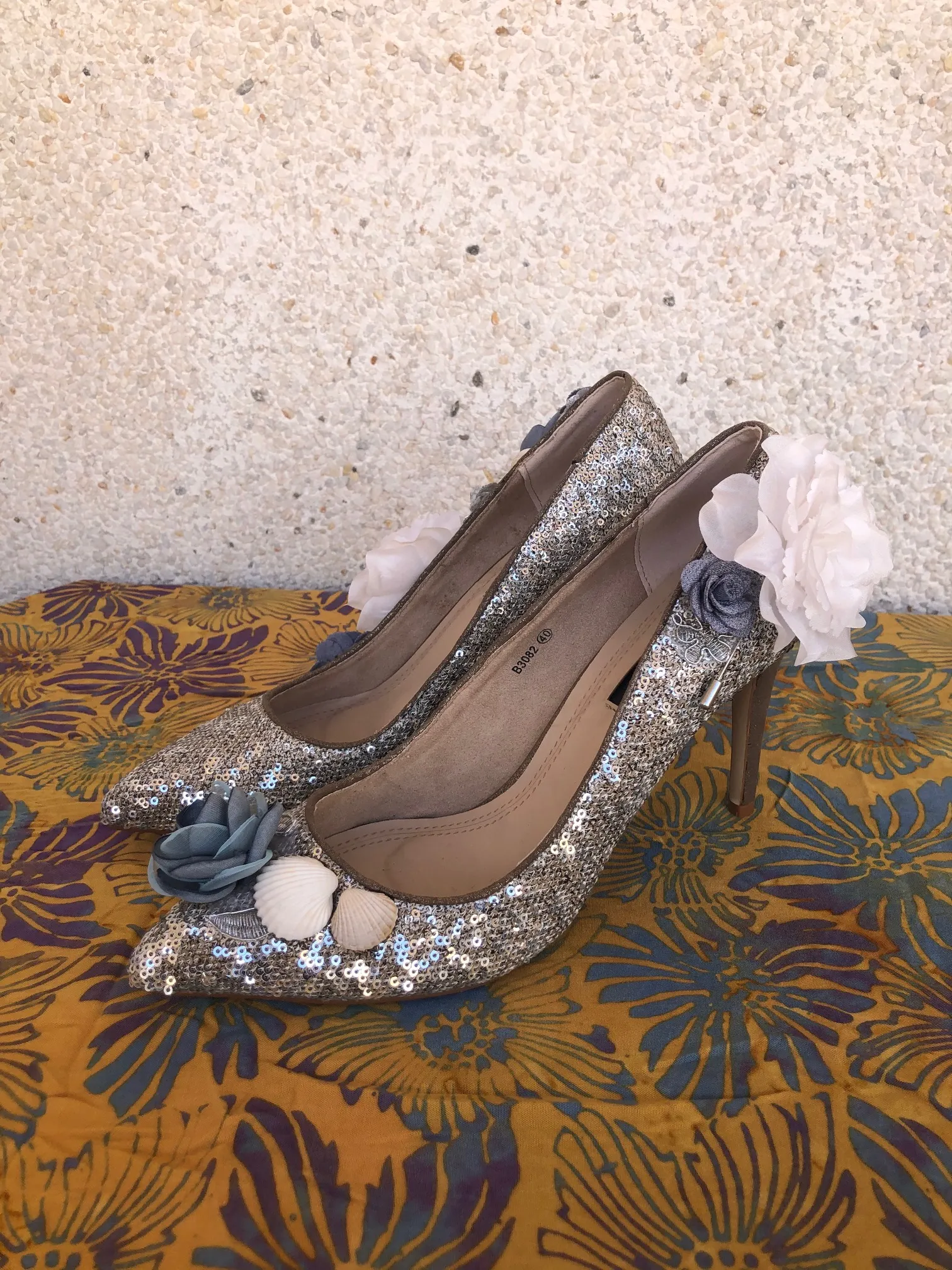 Silver Elsa pump Size EU 40/ USA 10
