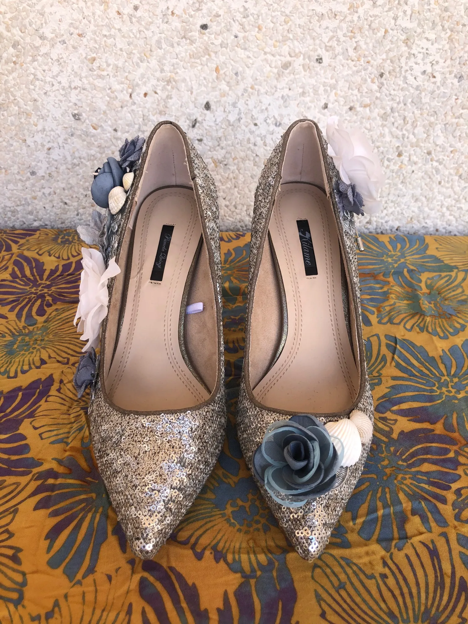 Silver Elsa pump Size EU 40/ USA 10