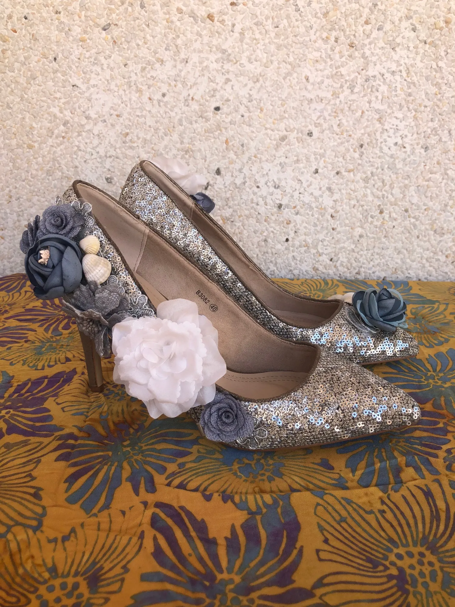 Silver Elsa pump Size EU 40/ USA 10