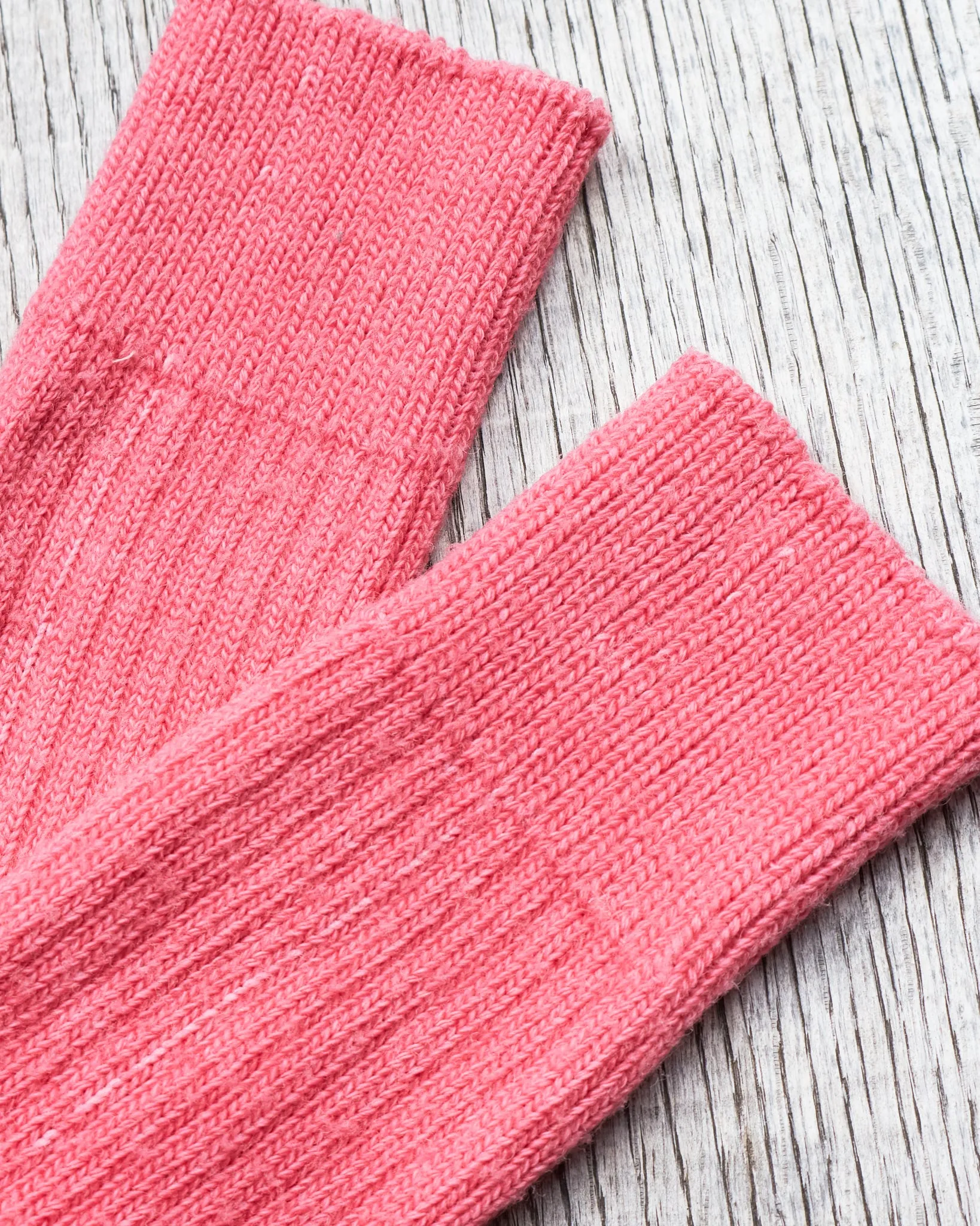 Tender Wool Rib Socks Cochineal Dyed