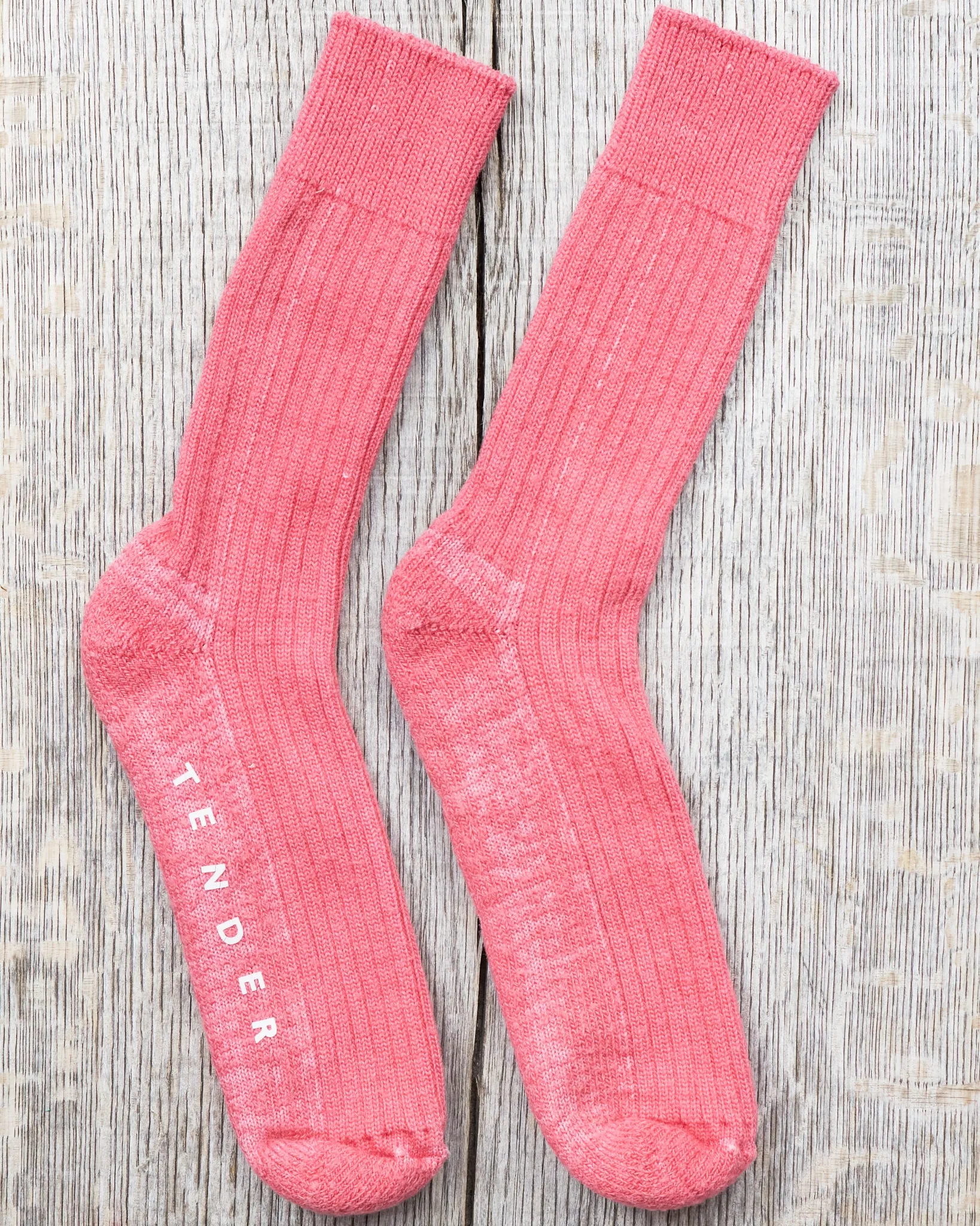 Tender Wool Rib Socks Cochineal Dyed