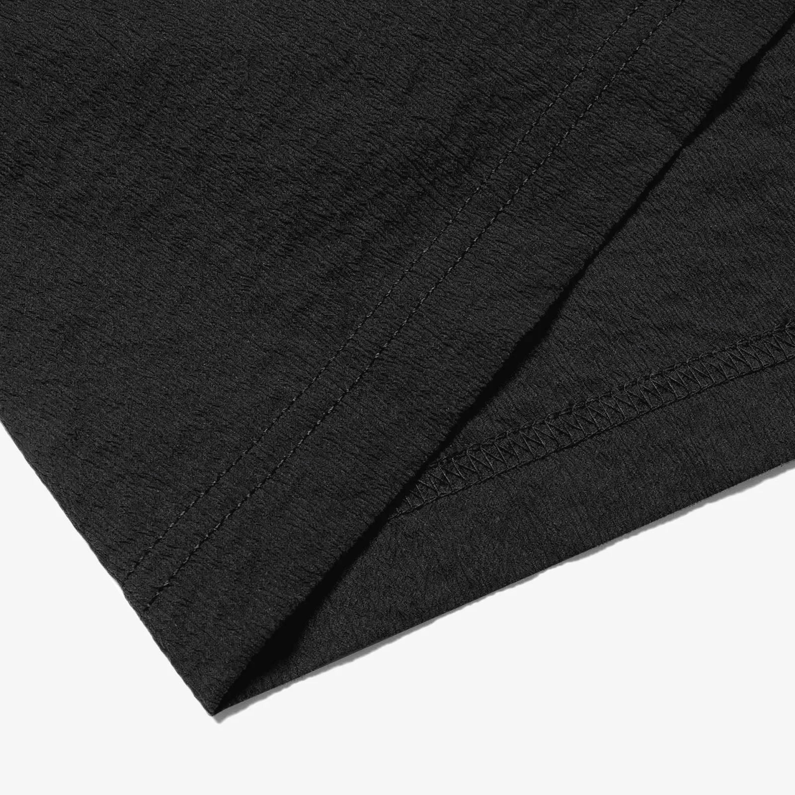 Wade Mirrored Logo Seersucker T-Shirt - Black