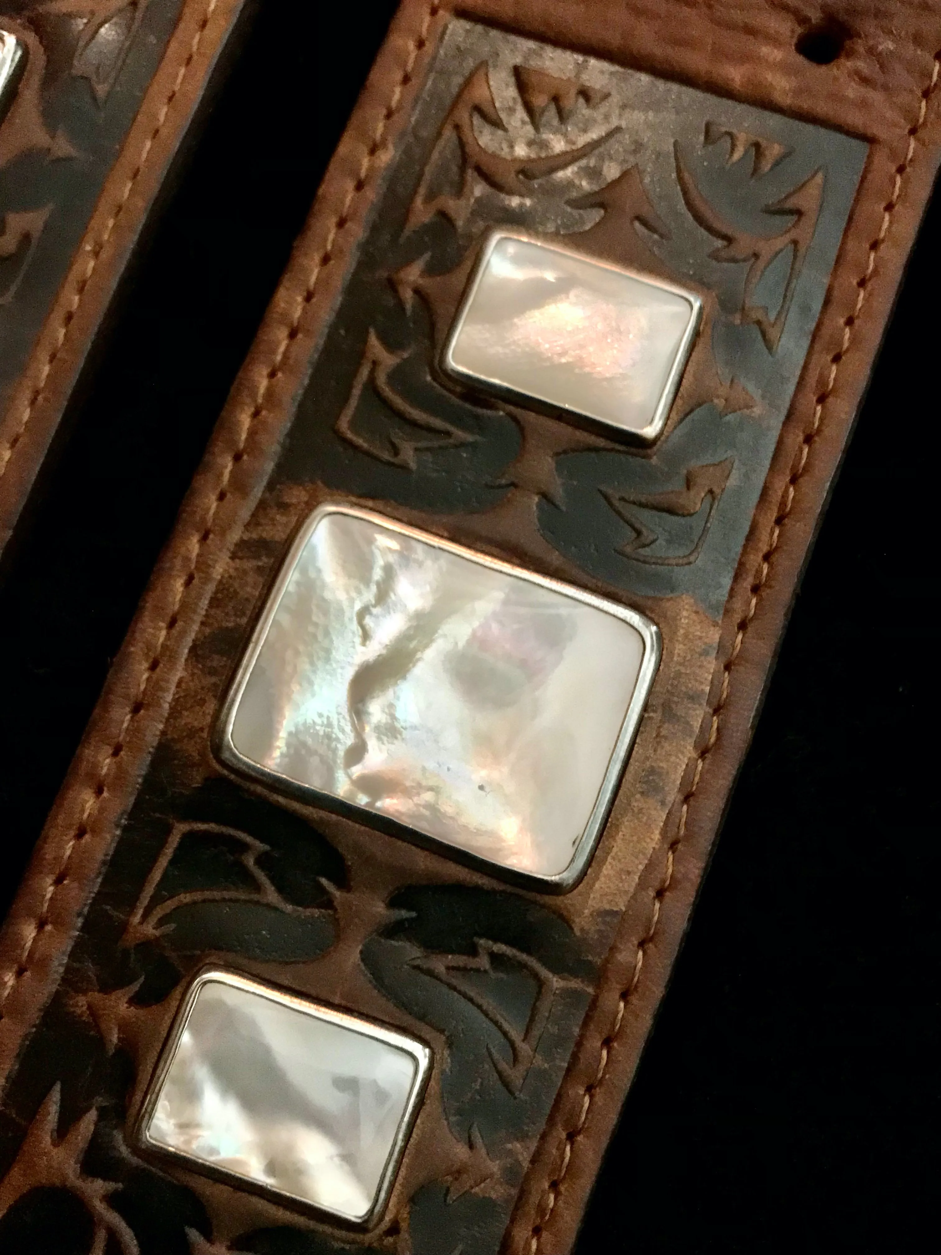WARRIOR CUFF SET – COGNAC AND MOTHER OF PEARL