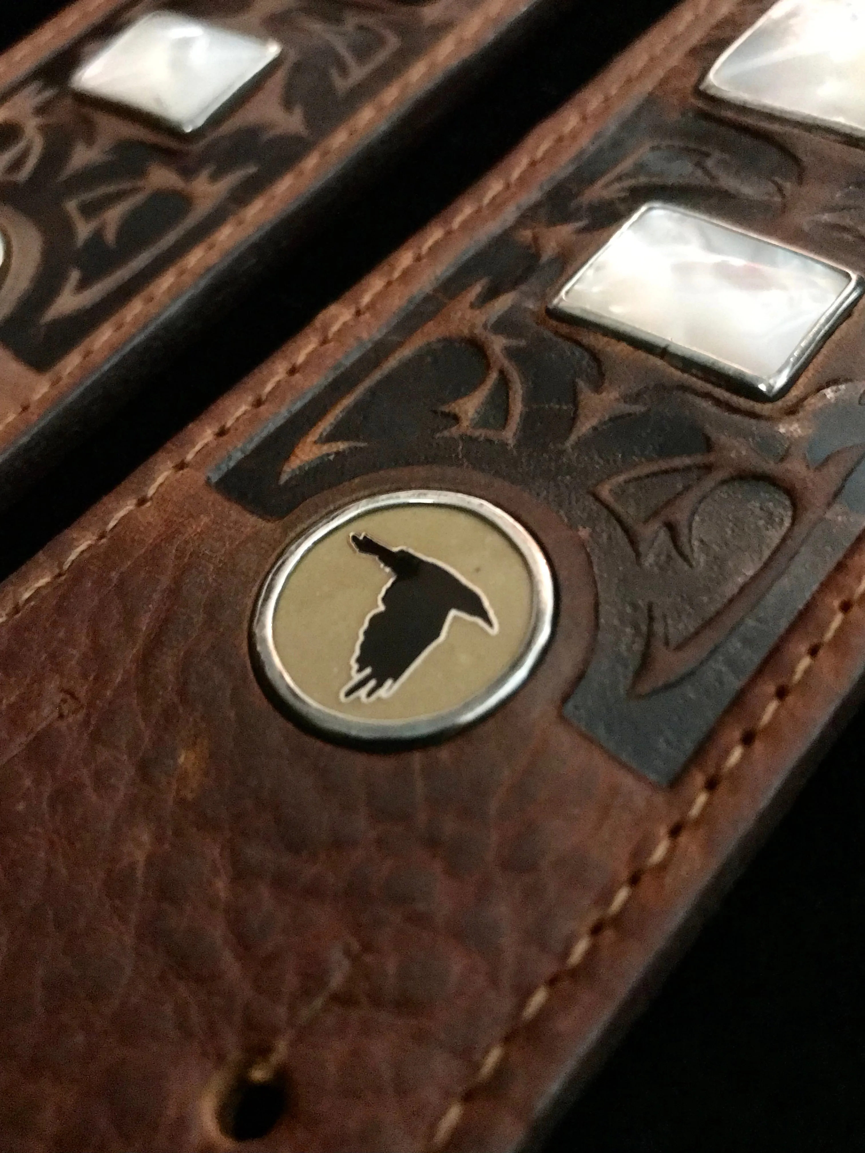 WARRIOR CUFF SET – COGNAC AND MOTHER OF PEARL