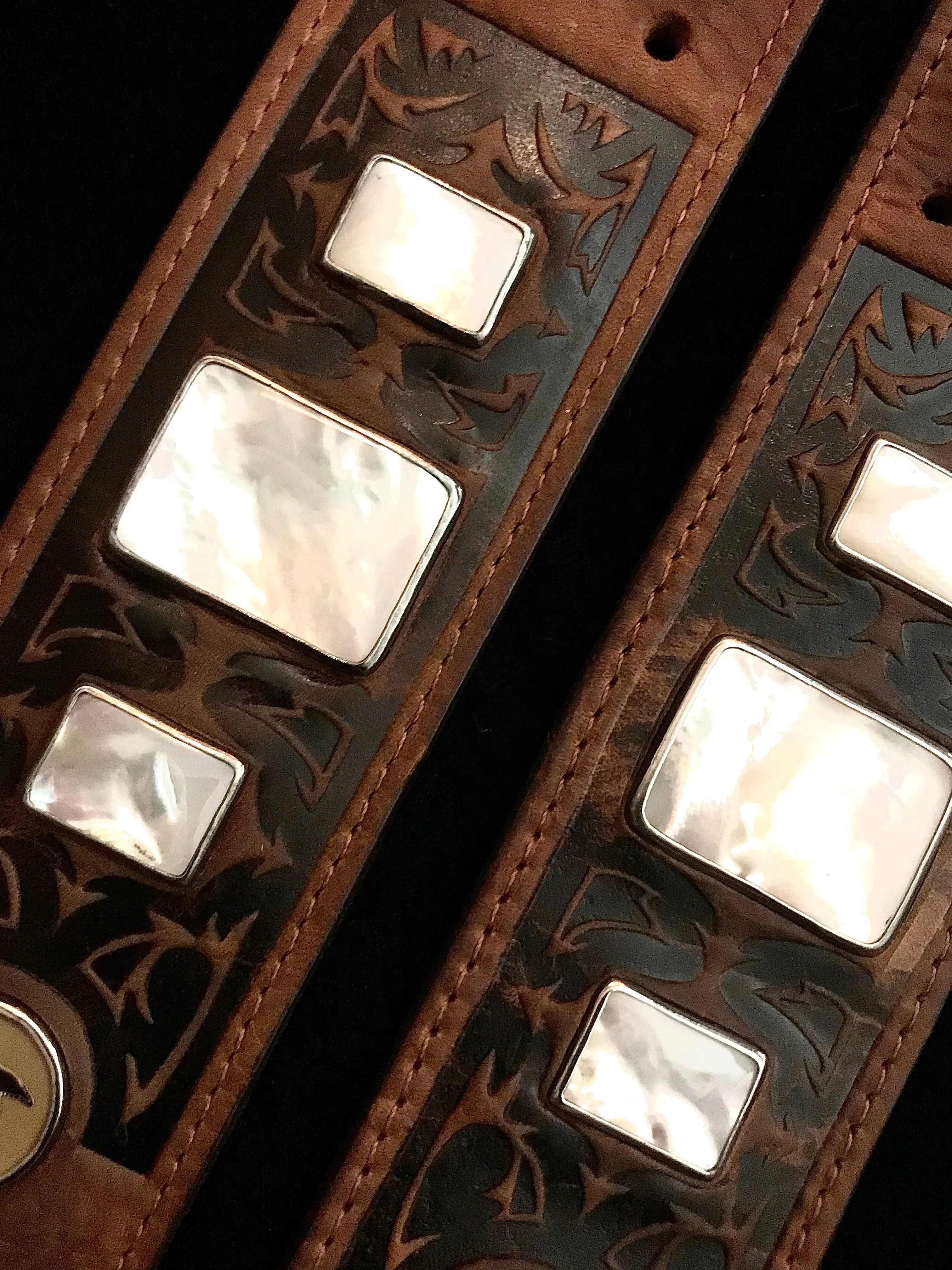 WARRIOR CUFF SET – COGNAC AND MOTHER OF PEARL