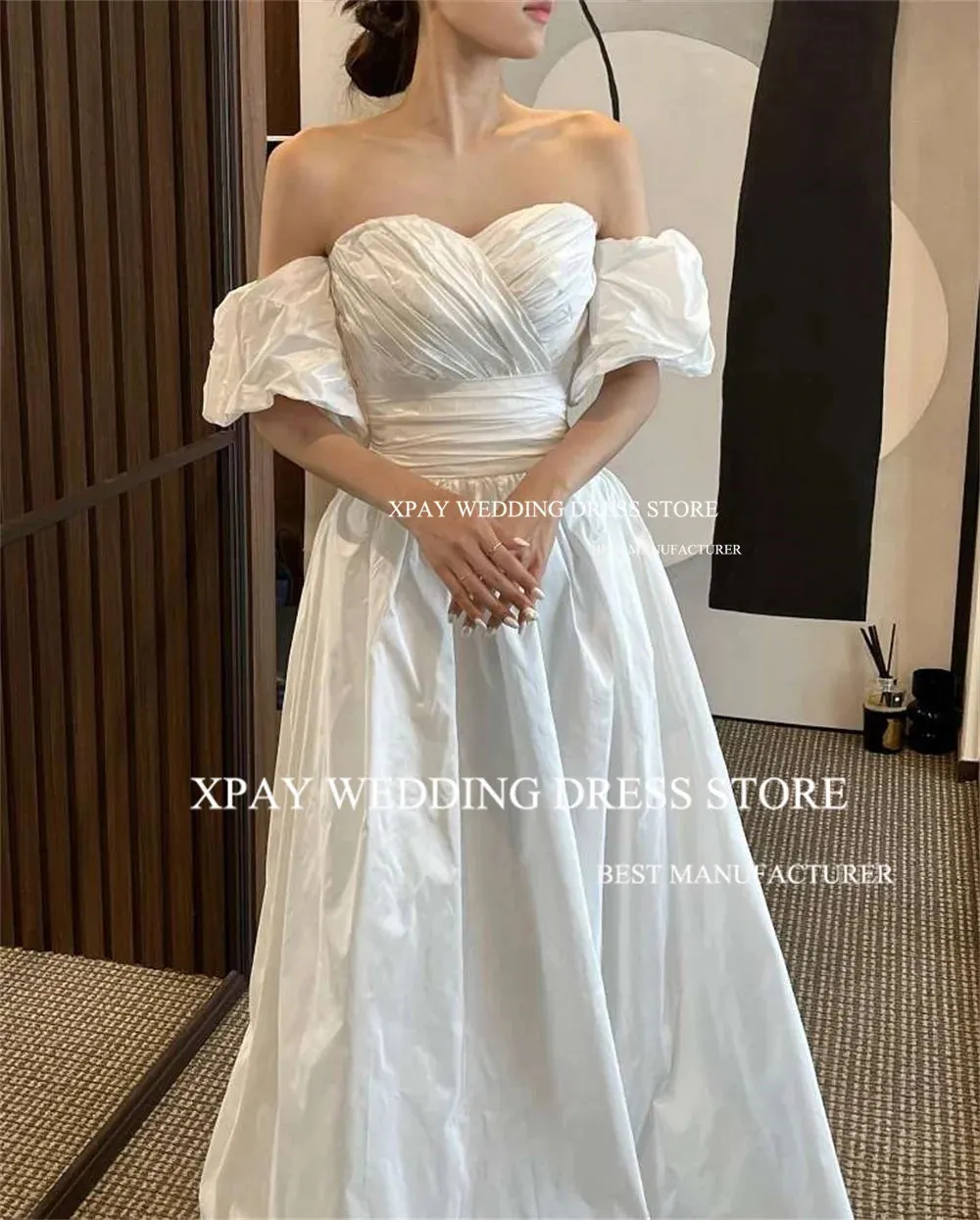 Wedding Dresses Satin Pleats Corset Back Bridal Gowns Short Lantern