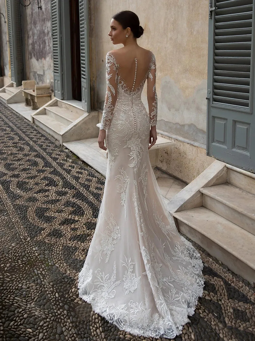 Wedding Guest Dresses: Wedding Dress For Bride Detachable Royal Train Button