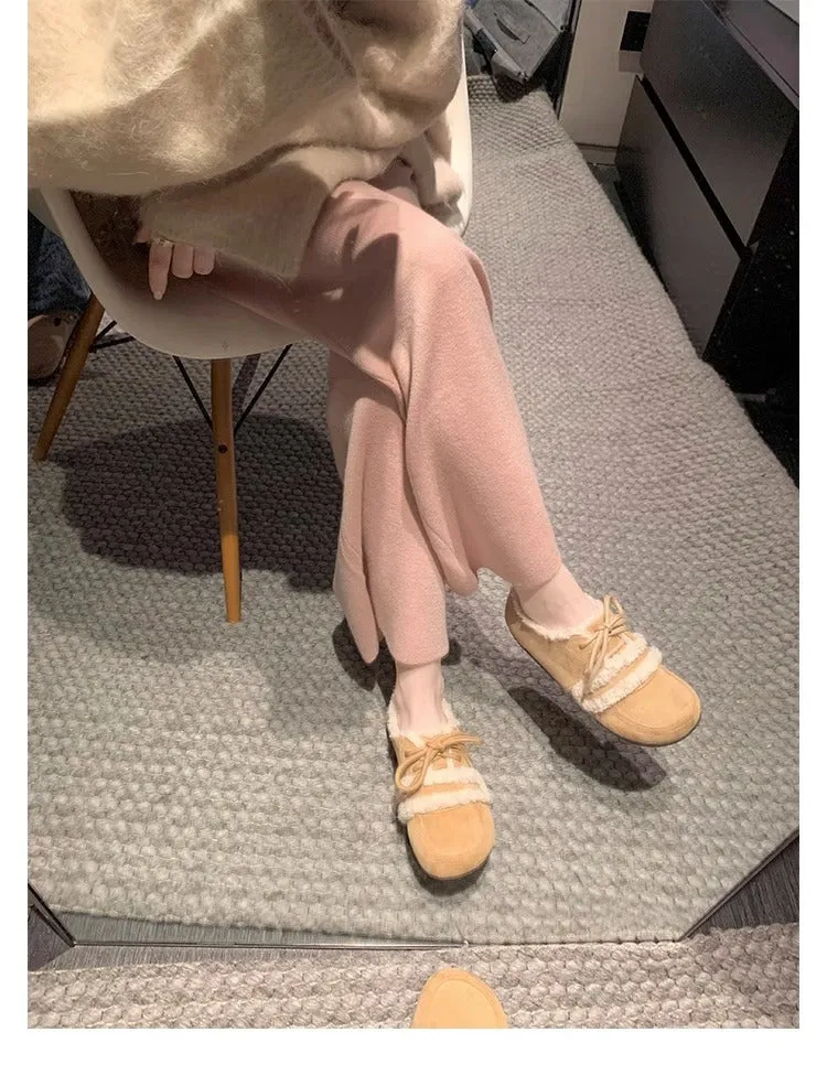 Women's Retro Color Matching Velvet Flat Shoes for Fall and Winter